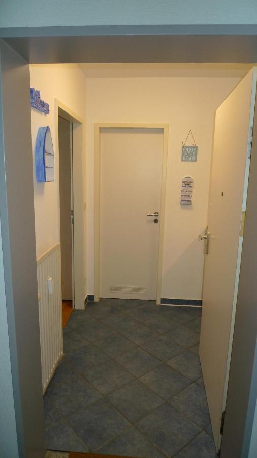 רוסטוק Aquamarin - Charmantes Appartement Mit Balkon מראה חיצוני תמונה