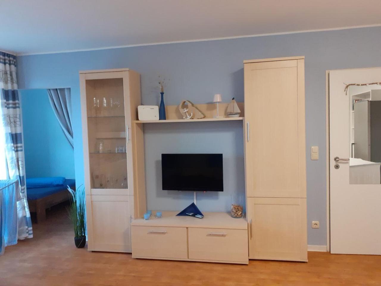 רוסטוק Aquamarin - Charmantes Appartement Mit Balkon מראה חיצוני תמונה